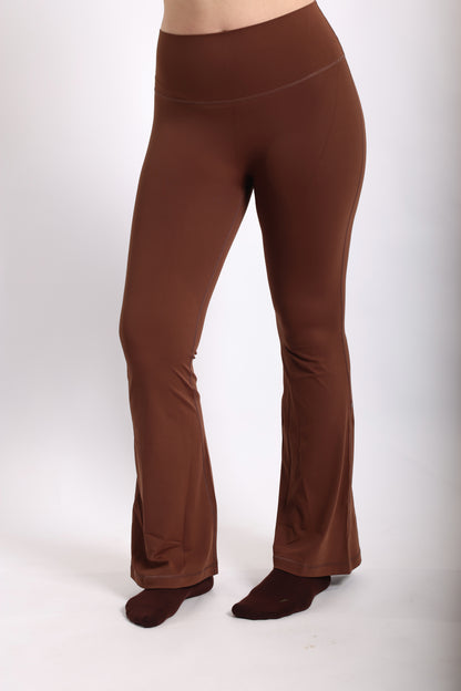 BALANCE Flared Legging